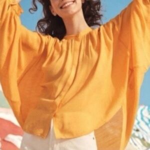 🌻 Host Pick!!! Anthropologie Bryn Yellow Batwing Oversized Top 545